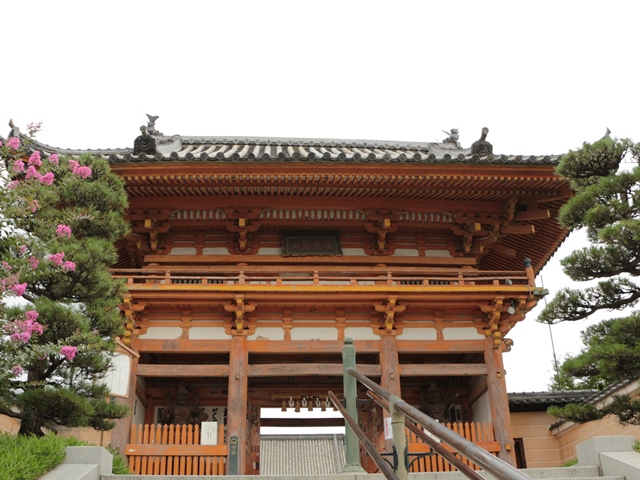 e0017051_8275330.jpg