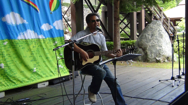 b0098881_22512991.gif