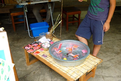 e0135219_1348445.jpg