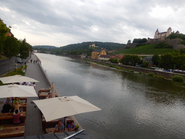 f0329429_23371734.jpg