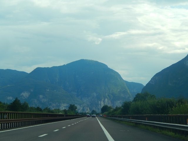 f0329429_04260672.jpg