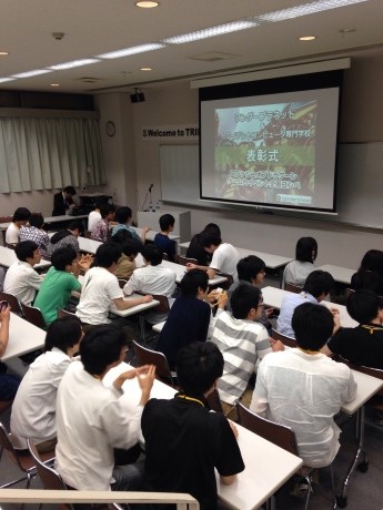 f0201320_1371374.jpg