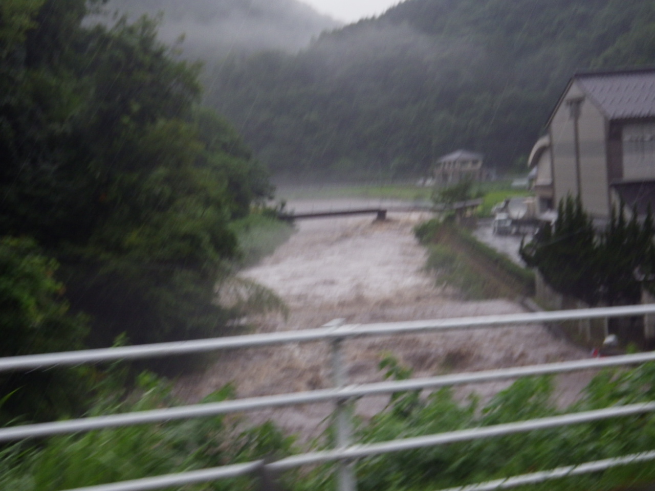 c0300035_8194100.jpg
