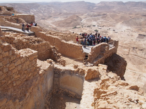 f0347942_23470078.jpg