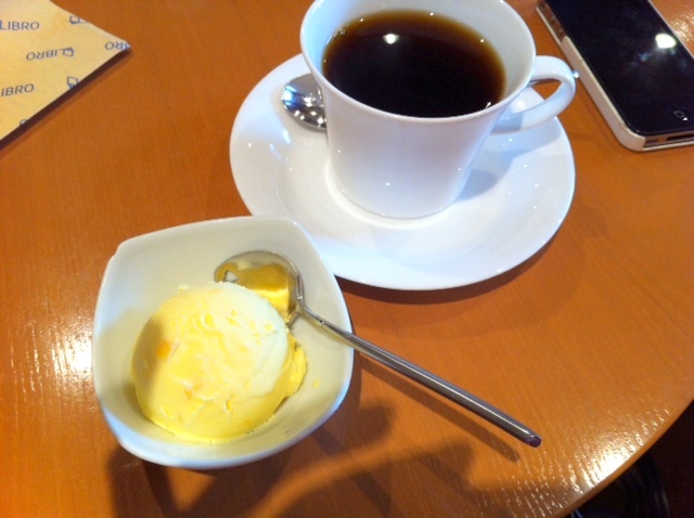 a0202860_18462499.jpg
