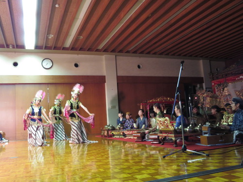 f0013998_1655401.jpg