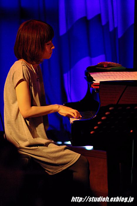 f0008102_18283523.jpg