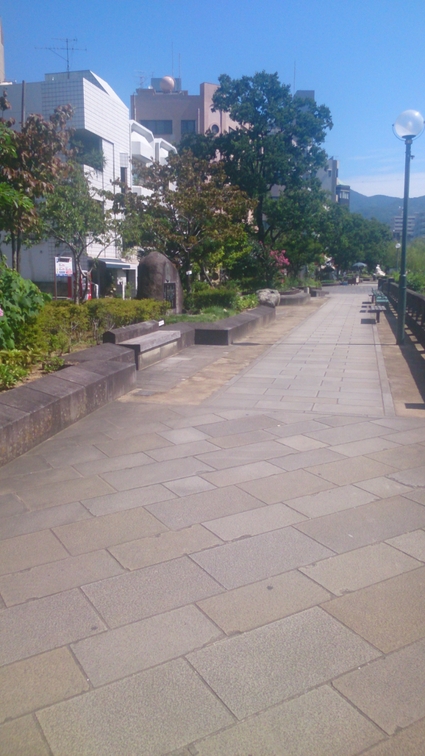 b0159585_1262983.jpg