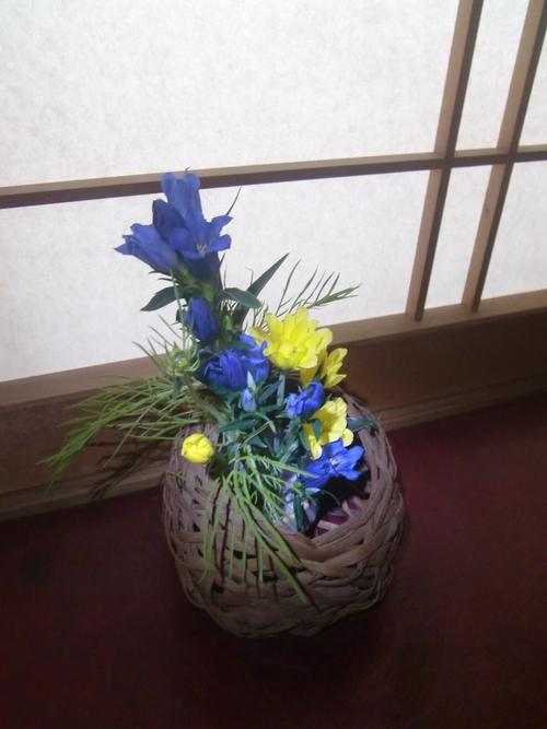 f0329849_2212685.jpg