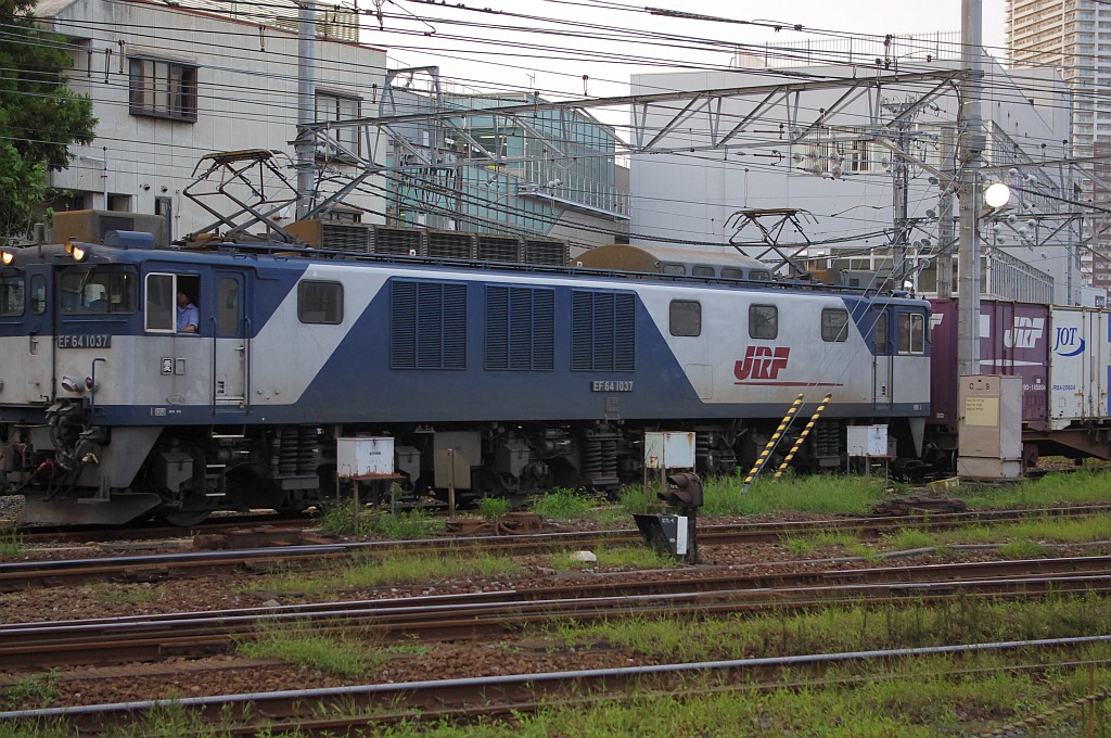f0203926_22451492.jpg