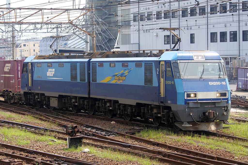 f0203926_2154472.jpg