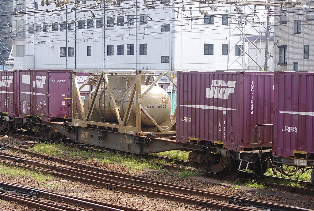 f0203926_23315090.jpg