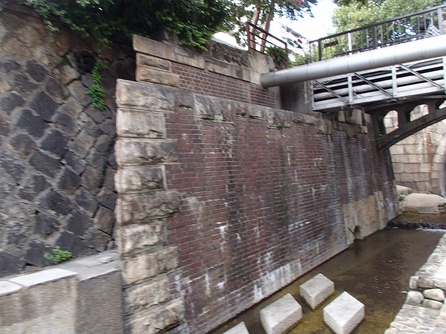b0044663_1325972.jpg