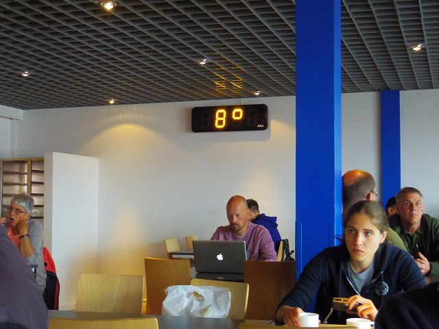 b0312126_23001696.jpg