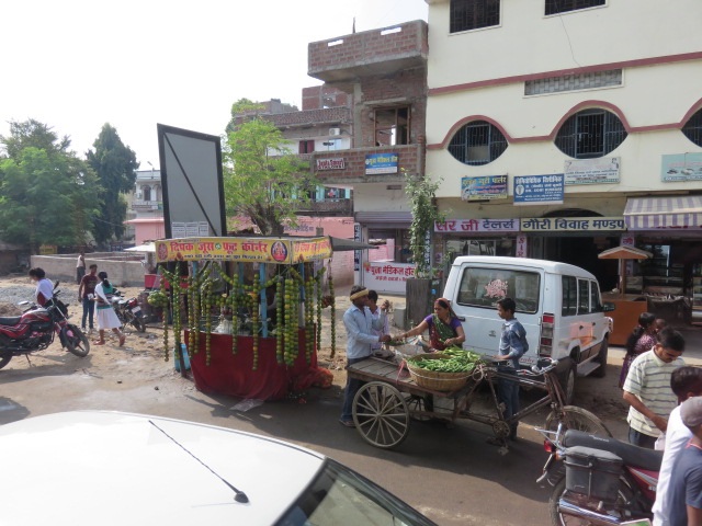 f0346196_08554410.jpg