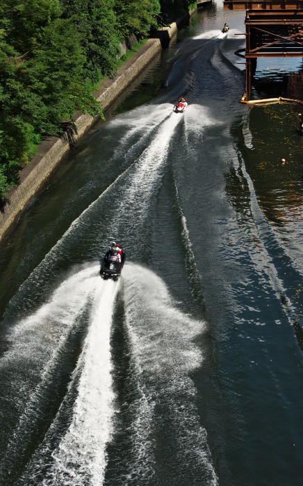 f0333031_06582314.jpg