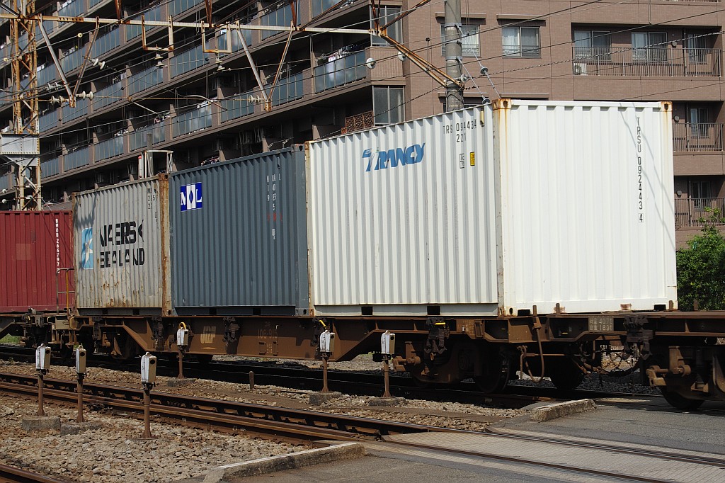 f0203926_037570.jpg