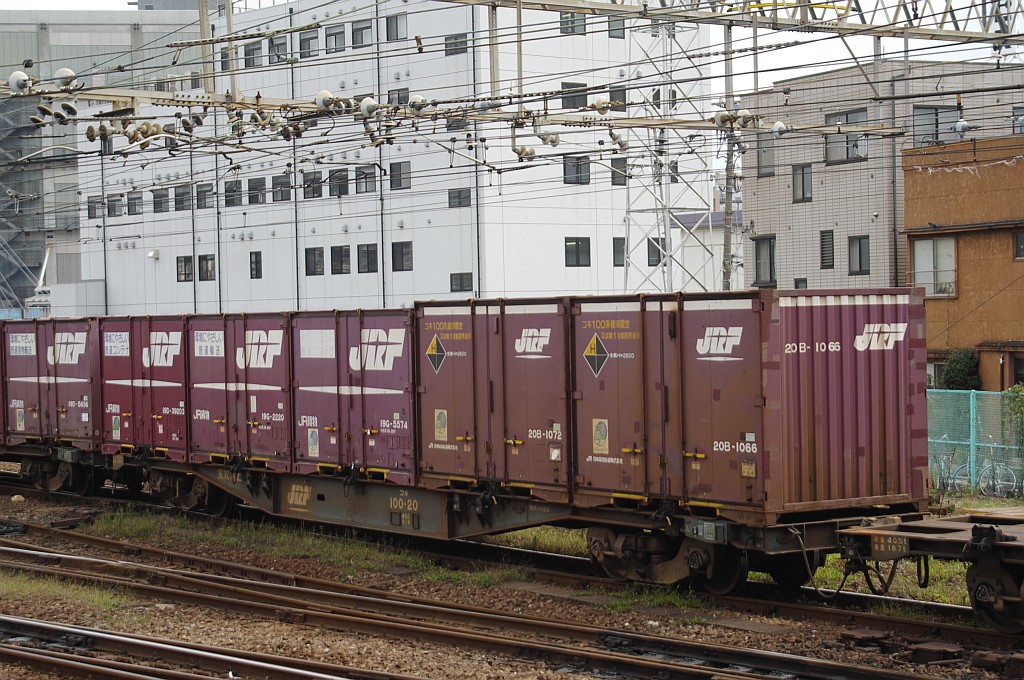 f0203926_0433344.jpg