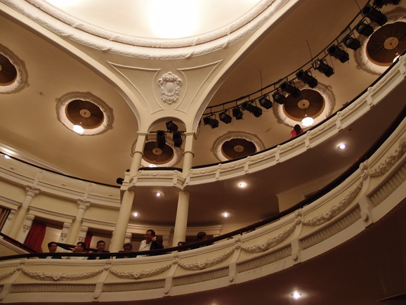 f0234728_2242119.jpg