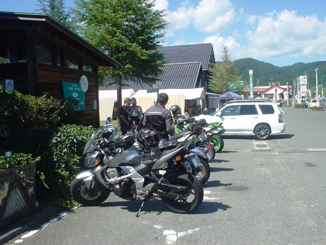 d0155582_2215151.jpg