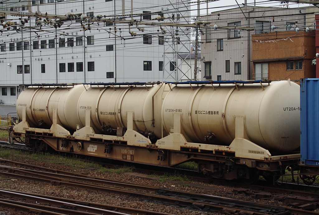 f0203926_0482525.jpg
