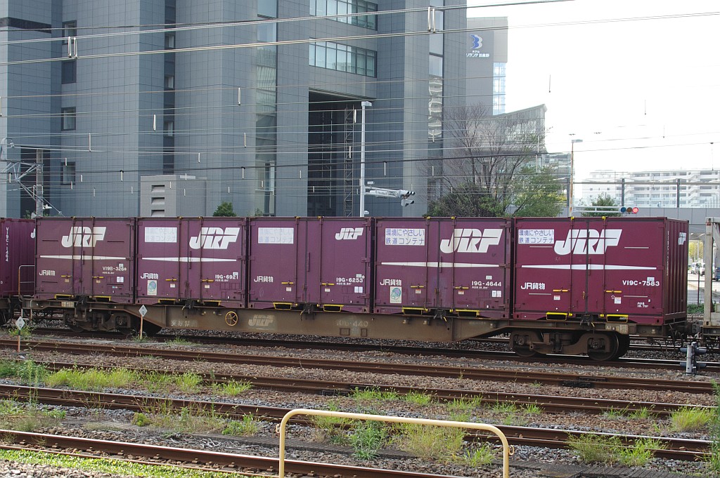 f0203926_13936.jpg