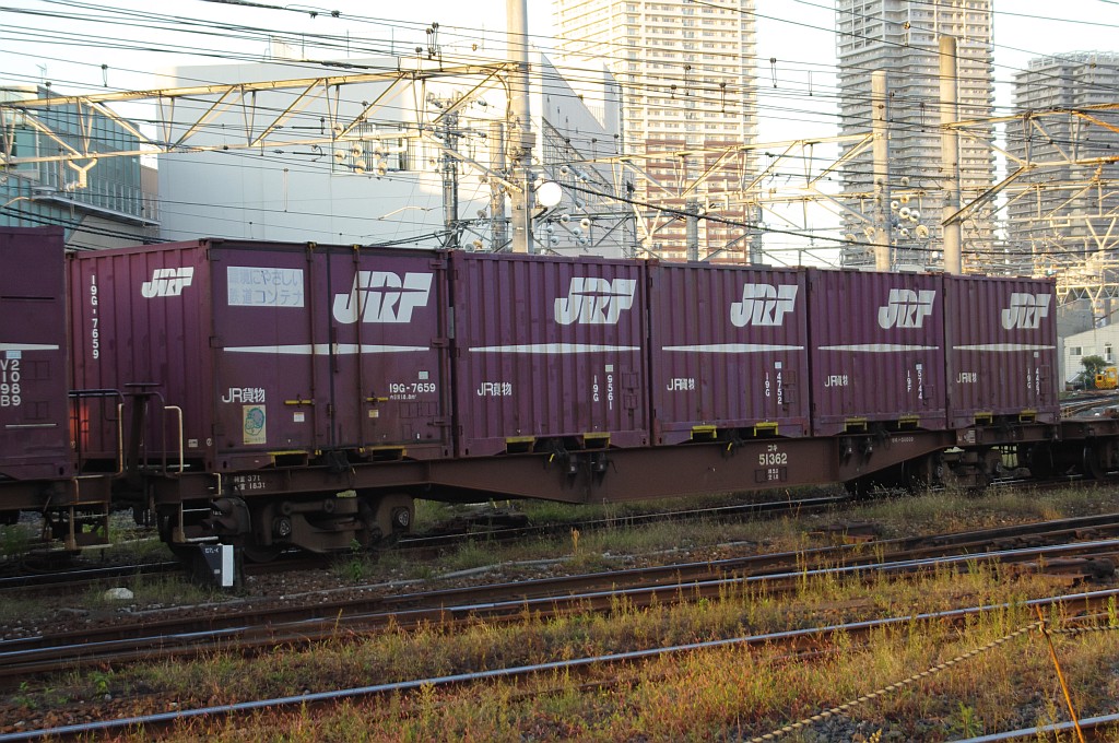 f0203926_0404415.jpg