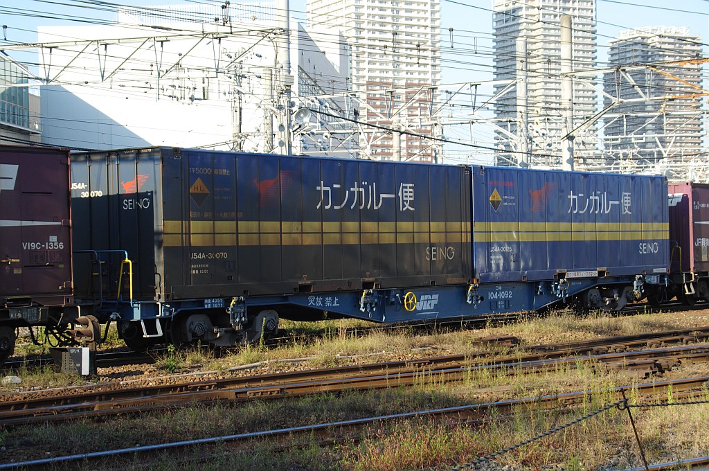 f0203926_1643341.jpg