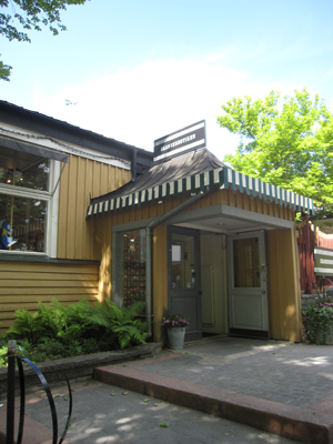 e0333647_08325364.jpg