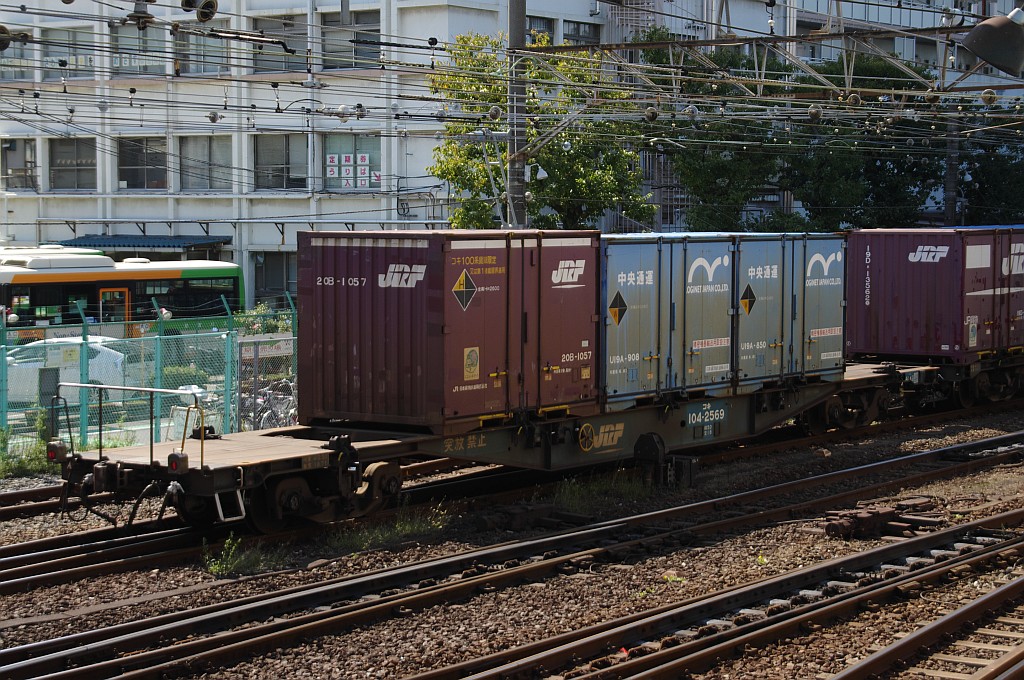 f0203926_2352316.jpg