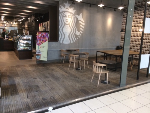 f0326751_08301650.jpg