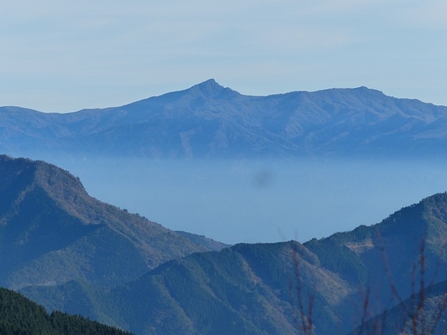 f0357487_22413131.jpg