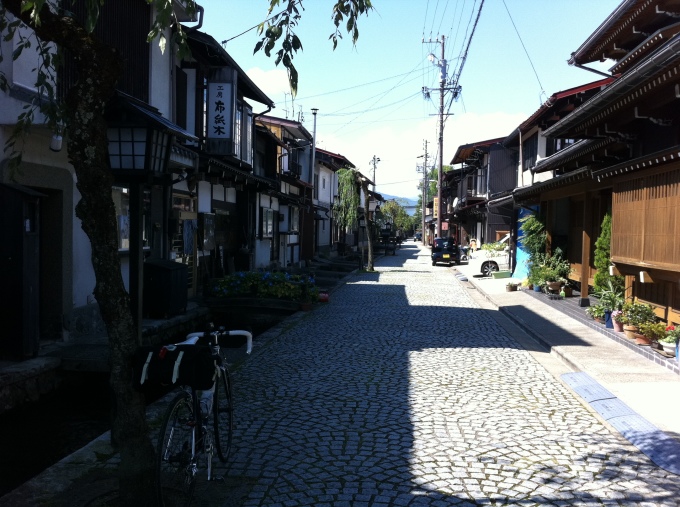 e0247789_11085484.jpg