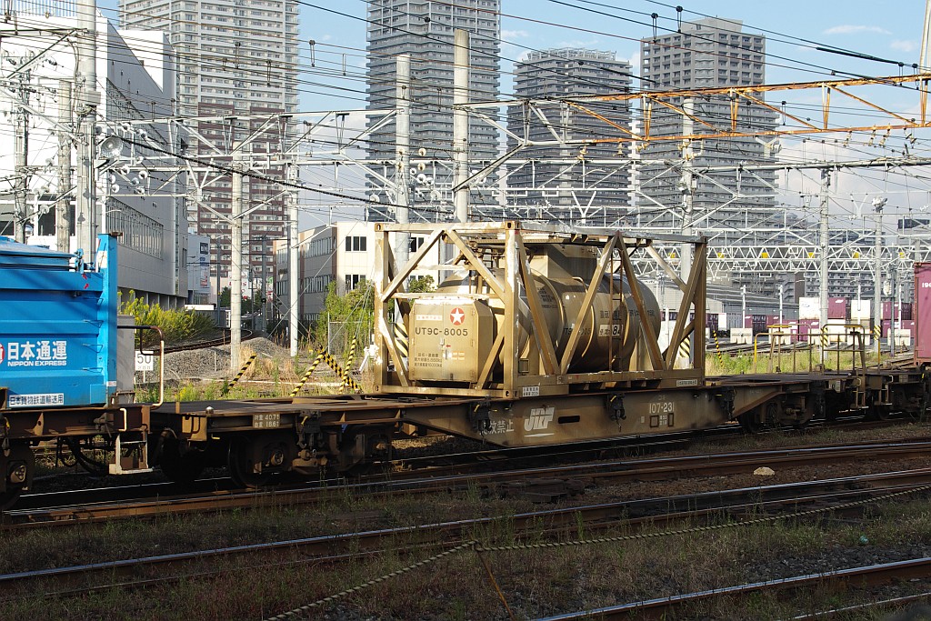 f0203926_22182878.jpg