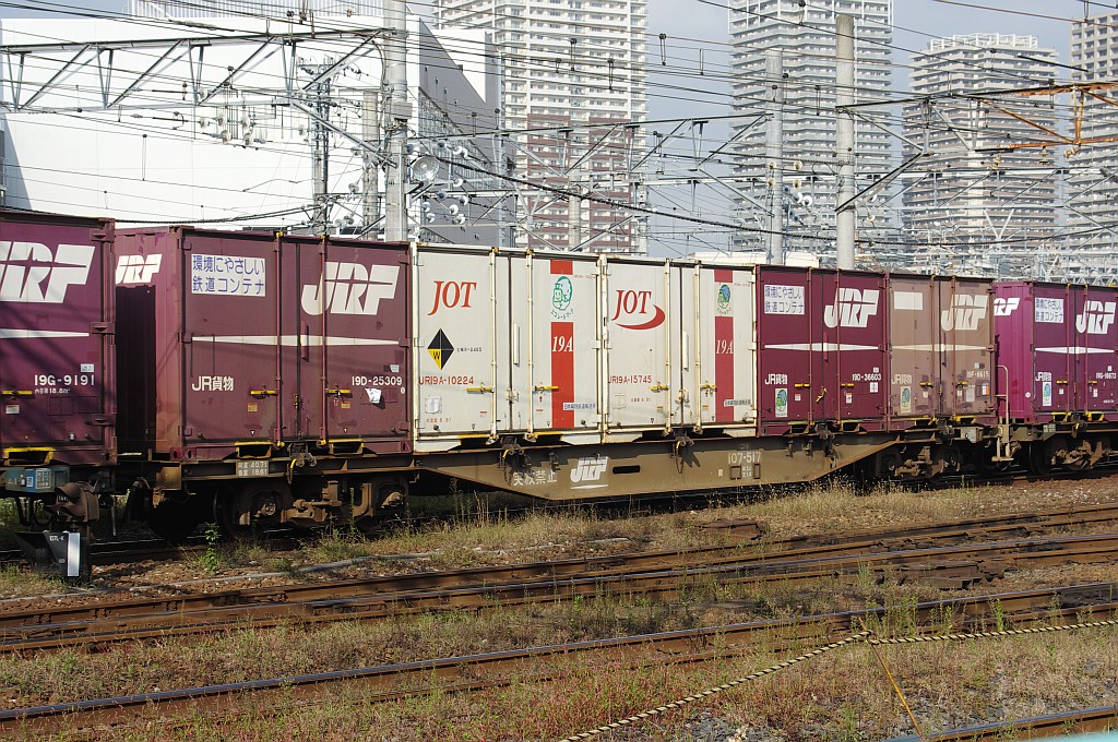 f0203926_2302369.jpg
