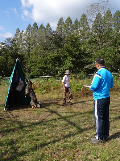 e0100584_225817100.jpg