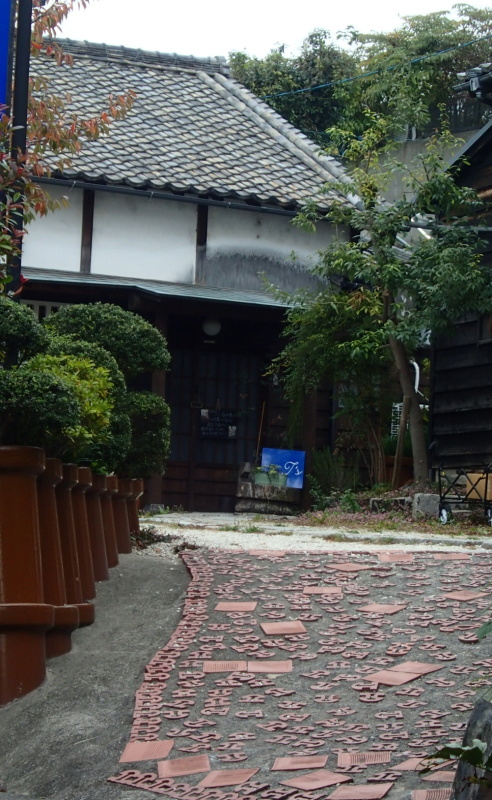 e0024081_08160134.jpg