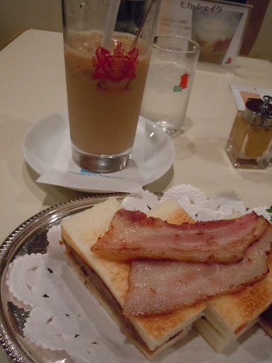 c0101913_0501070.jpg