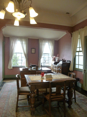 e0312121_2302427.gif