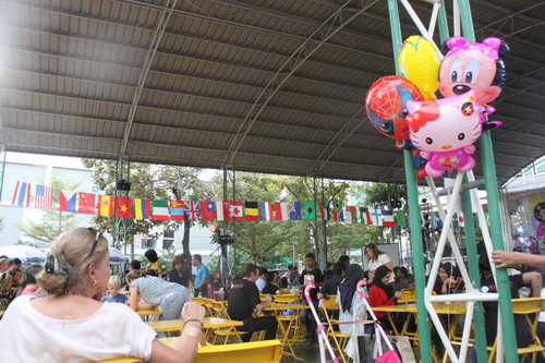 f0233916_14211214.jpg