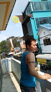 d0144077_1223618.jpg