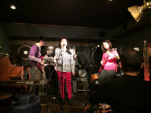 d0066024_15070505.jpg
