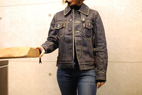 b0333711_1243750.jpg