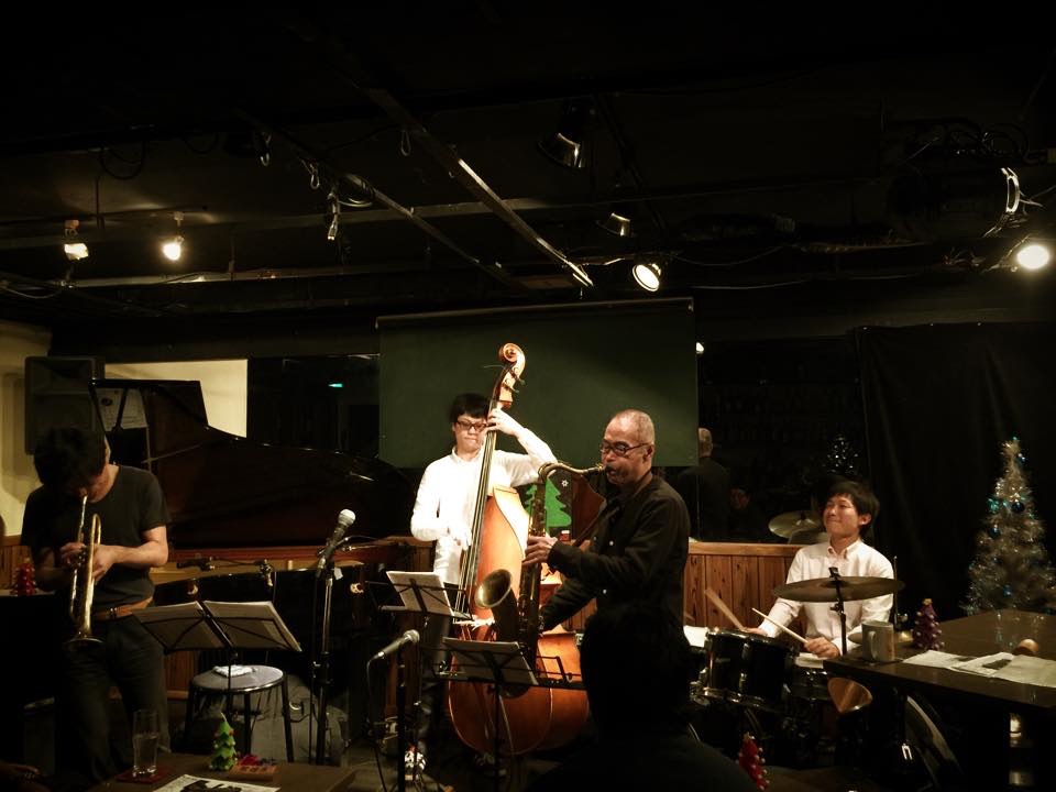 a0160571_9131748.jpg