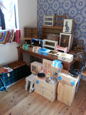 e0276275_1087100.jpg