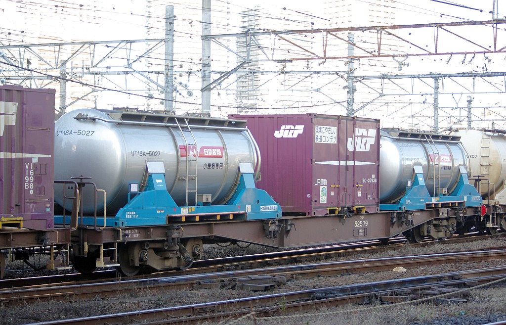 f0203926_0123514.jpg
