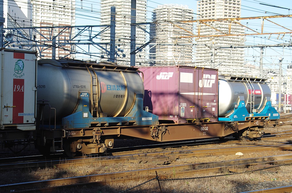 f0203926_1601575.jpg