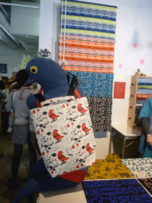 e0312121_230577.gif