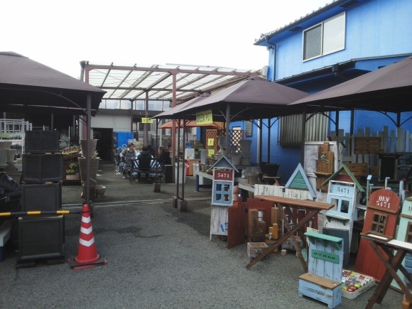 f0237399_23490915.jpg