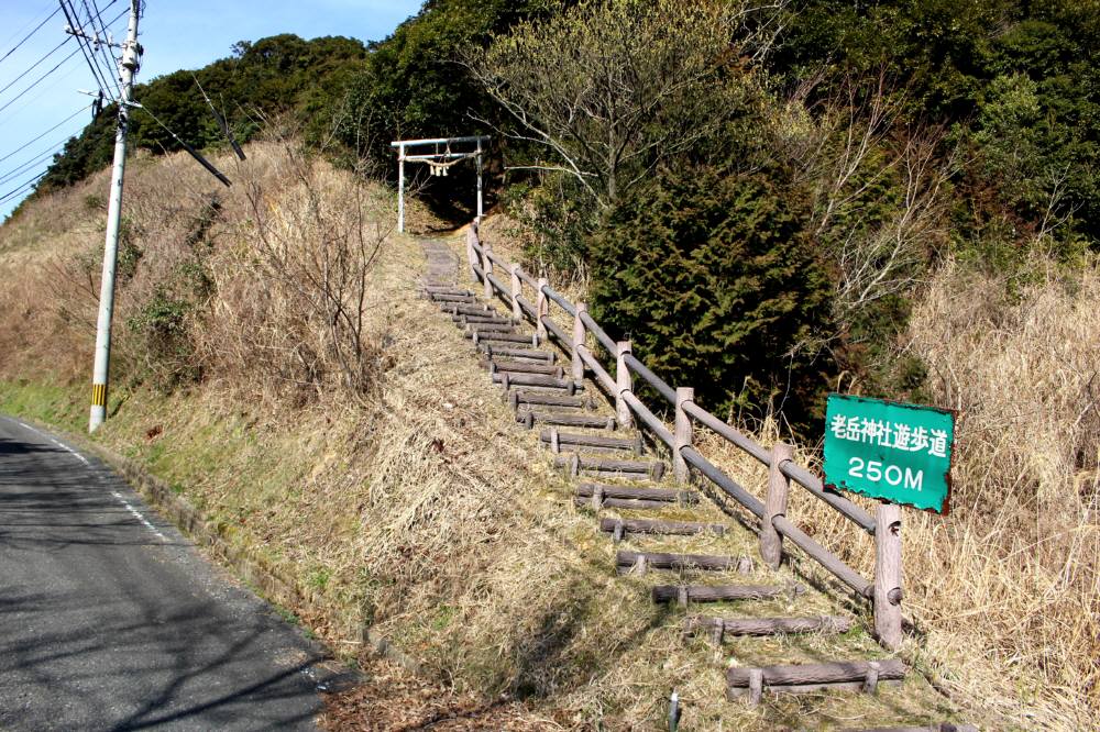 f0212511_0271138.jpg